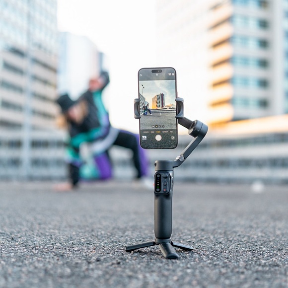 ~iSteady X3 SE Gimbal iPhone Tripod Stabilizer~ - Picture 4 of 15